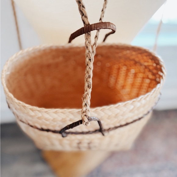 🦢 Vintage Basket Backpack Beach Vacation Tote Southeast Asian Artisan Bag - Picture 5 of 8